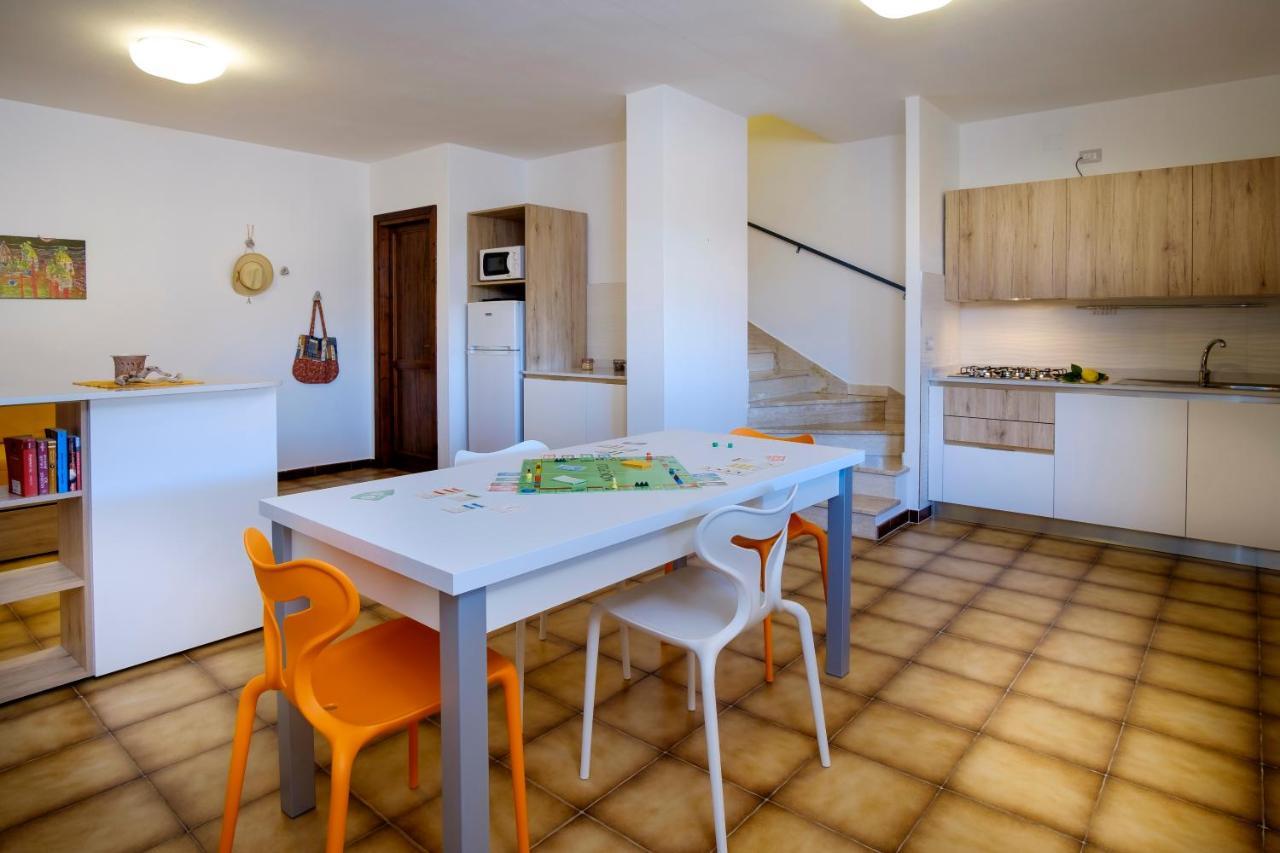Residence Appartamenti Caffarena Arbatax Exterior photo